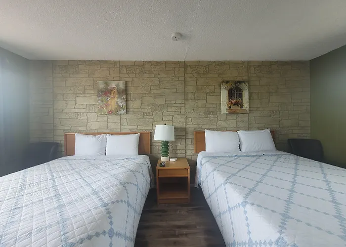 Town And Country Motel