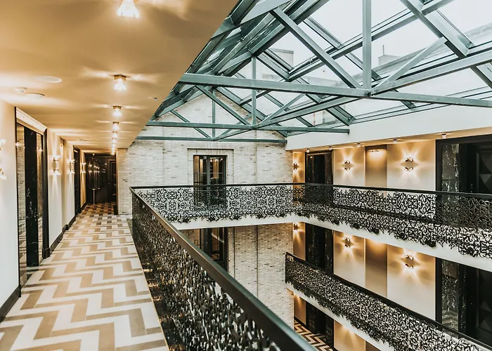 Amsterdam Plaza Hotel & Spa