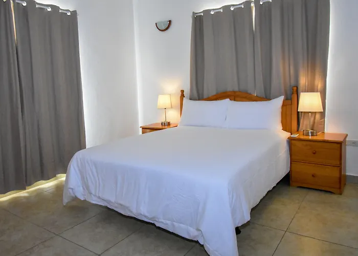 Lord Nelson Hotel & Residences