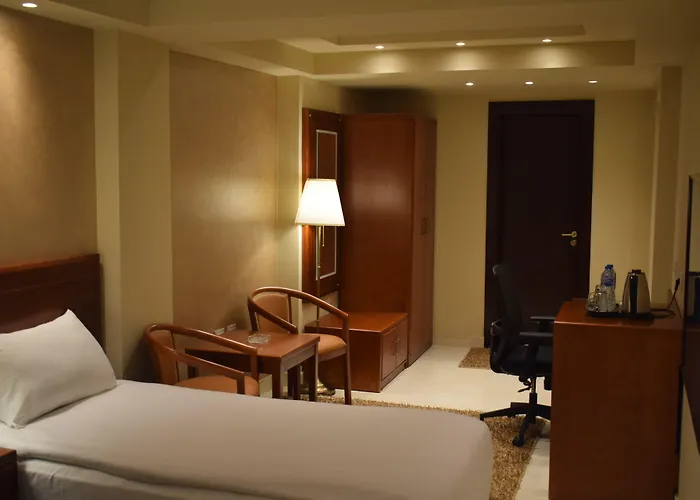 Omar El Khayam Al Minya Hotel - Luxury Accommodation