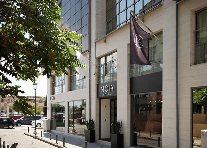 Noa Hotel