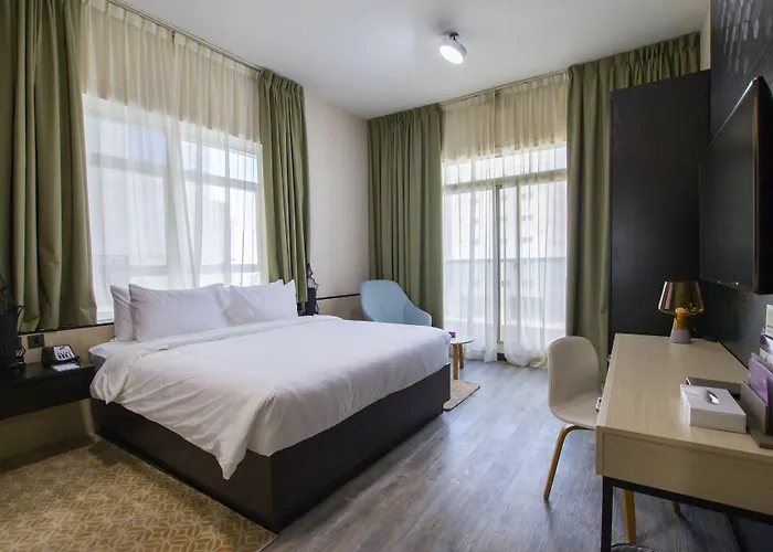 Time Express Hotel Al Khan Sharjah