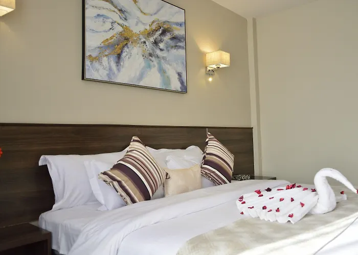 Razana Hotel