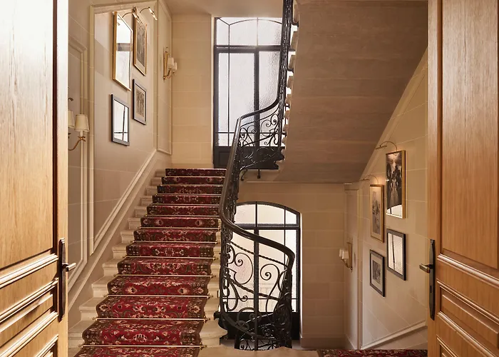 The Woodward - Auberge Collection