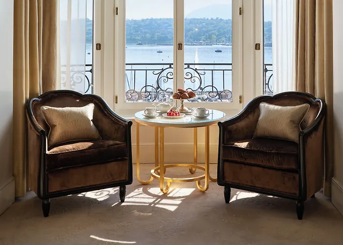 The Woodward - Auberge Collection