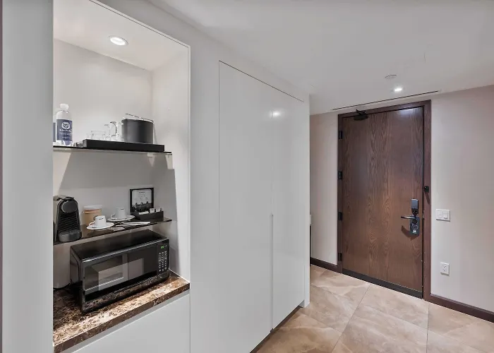 Sutton Place Hotel Toronto