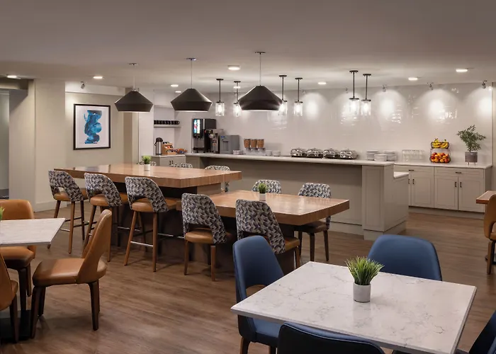 Pomeroy Hotel Fort Mcmurray
