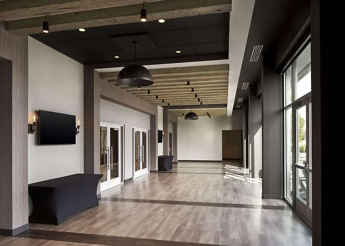 Hyatt Place Wilmington Riverfront
