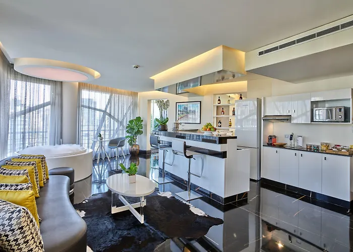 Sodeco Suites