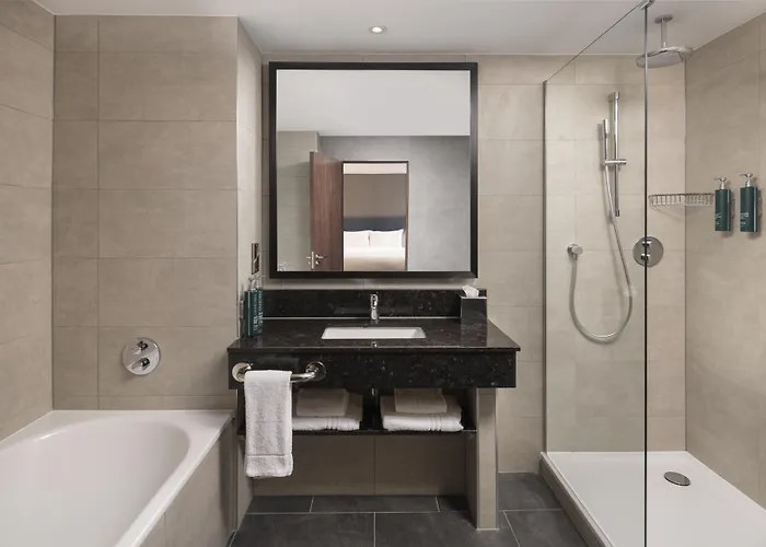 Hilton Garden Inn London Heathrow Terminal 2 And 3