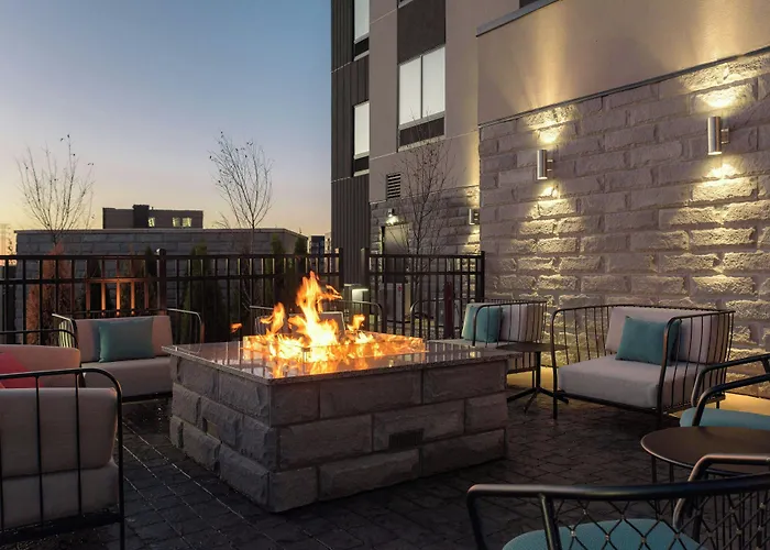 Fairfield By Marriott Inn & Suites Cincinnati Oakley
