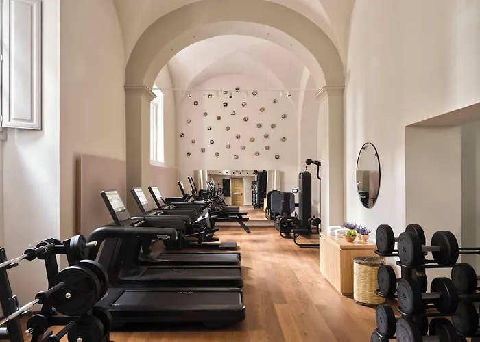 Collegio Alla Querce, Auberge Collection
