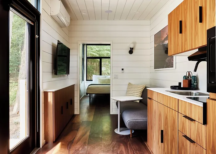 Autocamp Sequoia