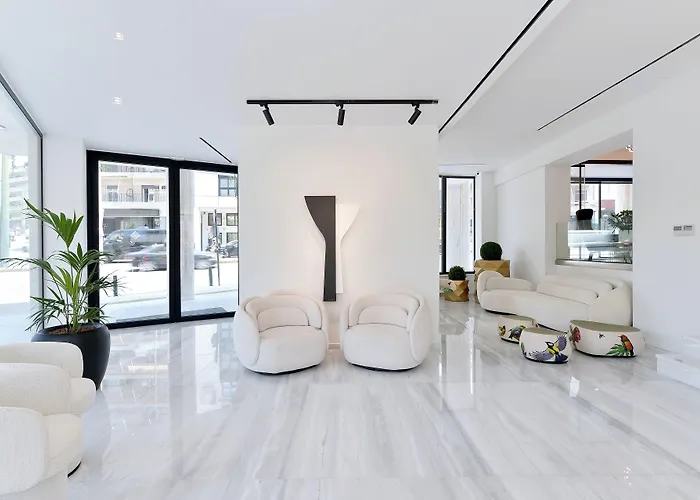 The Athenaeum Luxury Hotel
