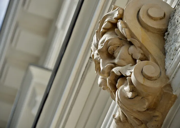 Hotel Altus Palace - Destigo Hotels