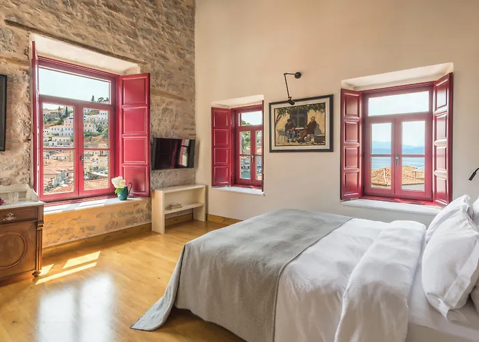 Fos Hydra Residence