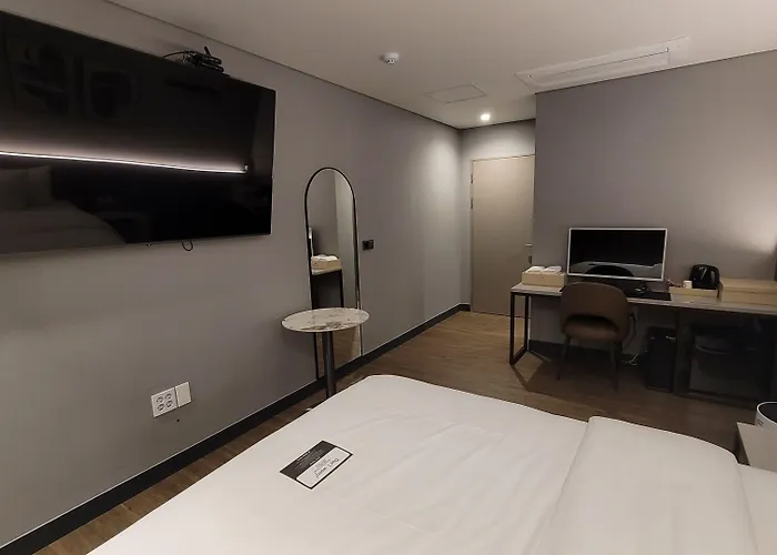 Hound Hotel Incheon Airport