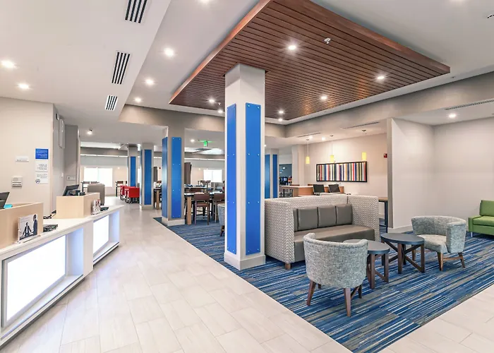 Holiday Inn Express & Suites - Columbus - Worthington By Ihg