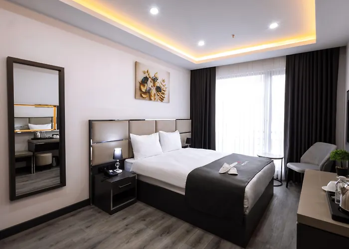 Meyzi Hotel