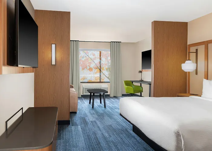 Fairfield By Marriott Inn & Suites Norfolk