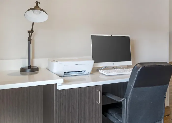 Best Western Plus Elizabethtown Inn & Suites