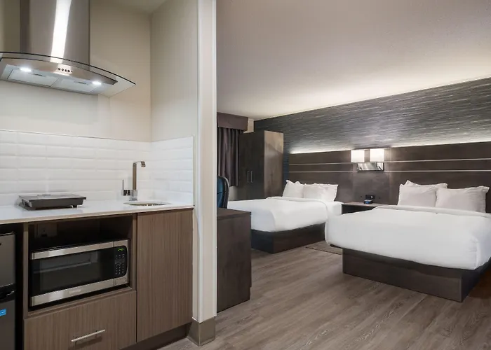 Glengarry Extended Stays