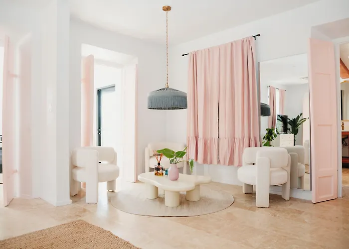 The Pink Palm Hotel - Adults Only