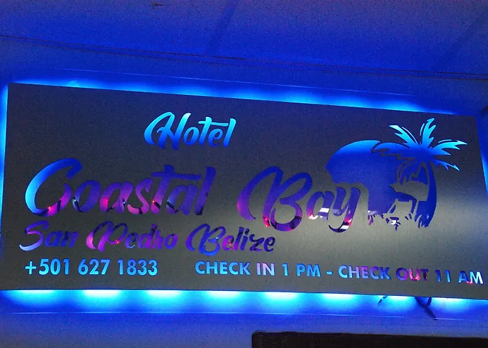 Hotel Coastalbay 2 & Golf Cart Rental