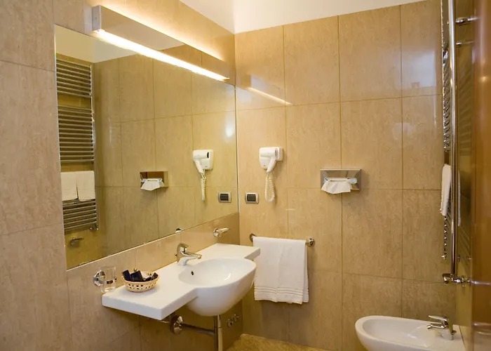 Hotel Airone - Ombrellone Incluso Al Bagno Dolce Vita A Marina Dal 1 Giugno Al 28 Settembre