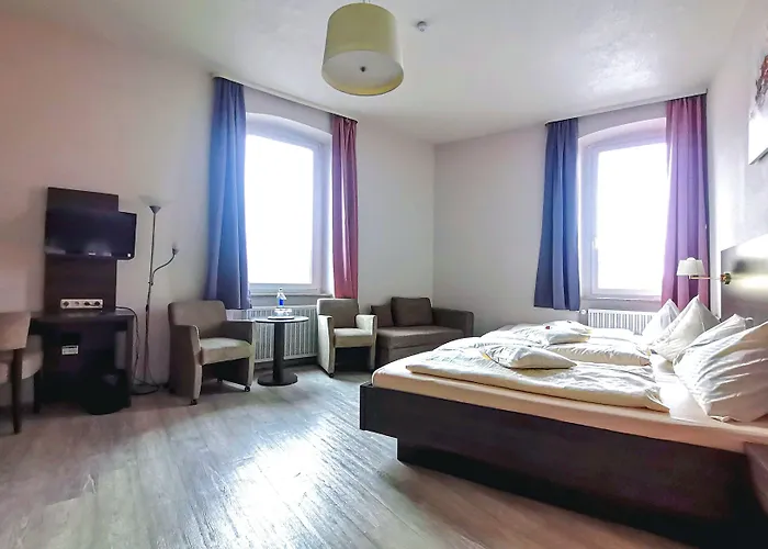 Hotel Kitzinger Hof An Der B8