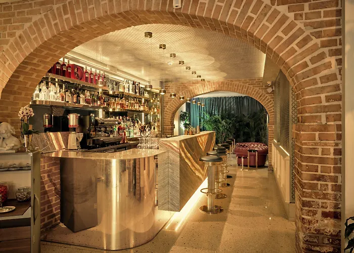Ca' Bonfadini Historic Experience