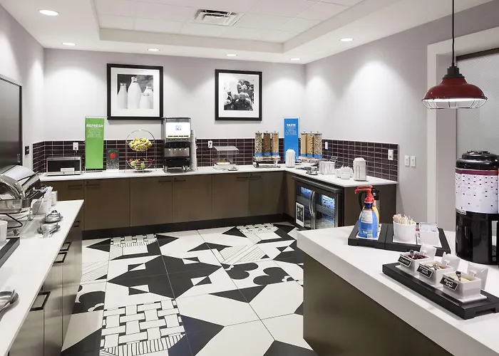 Hampton Inn & Suites Phoenix Downtown