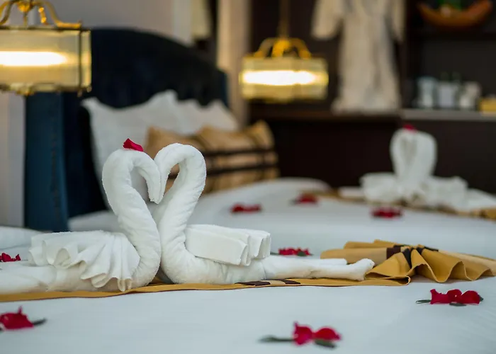 S Central Hotel And Spa
