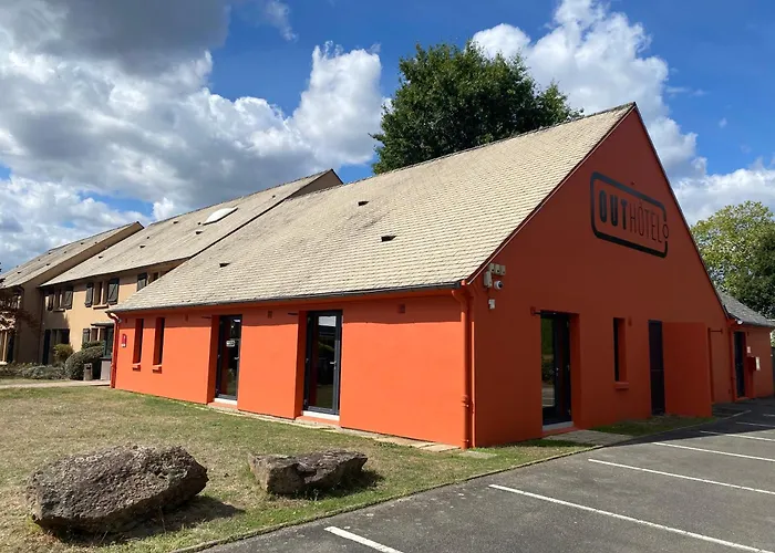 OUT Hôtel In Nantes-Carquefou