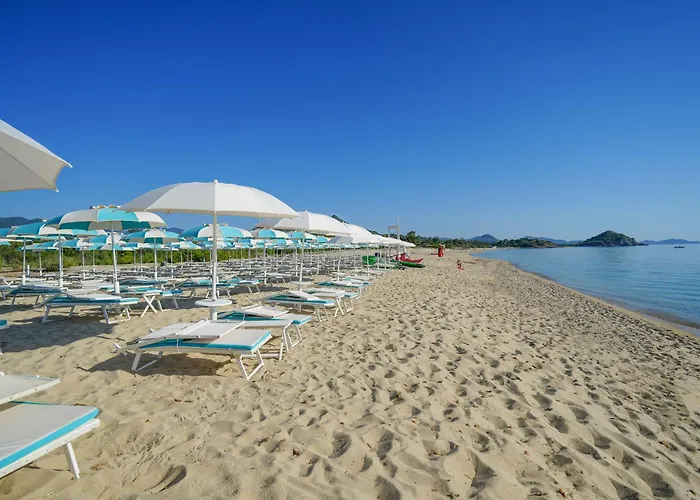 Limone Beach Resort