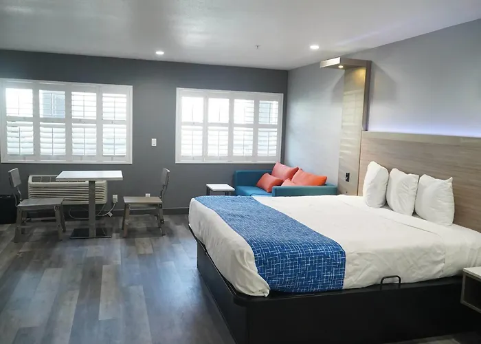 Travelodge By Wyndham Whittier