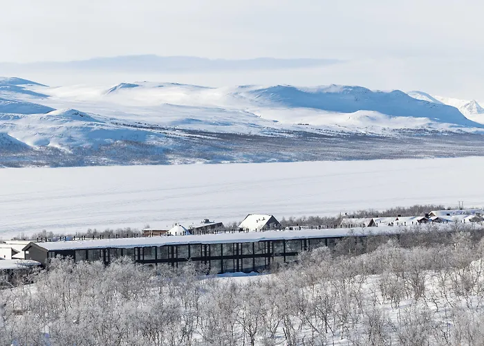Santa'S Hotel Rakka