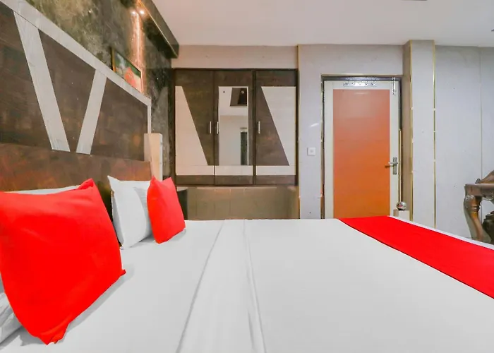 Hotel O Shiv Pukhraj