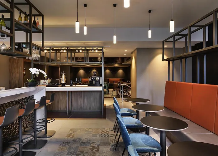 Mercure Auckland Queen Street