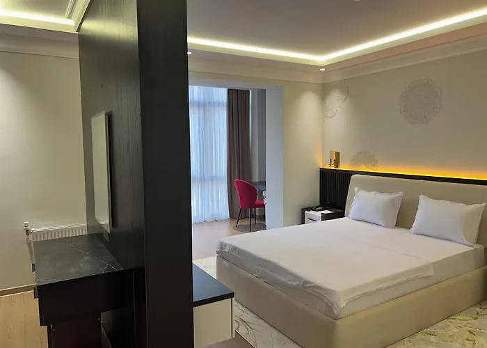 Karim Parkside Hotel