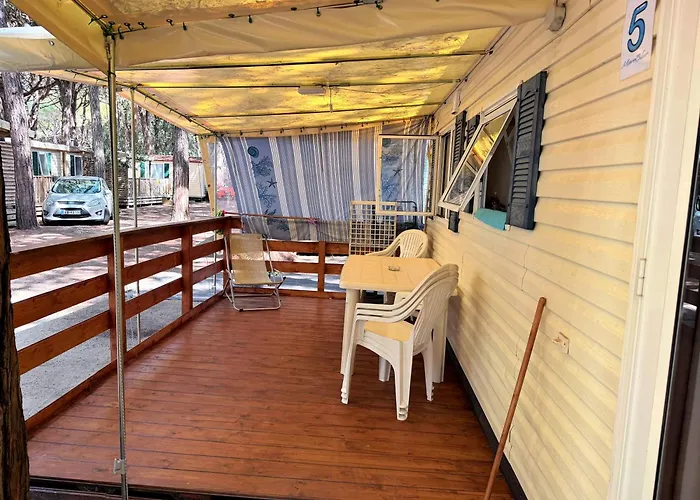 Mareblue Mobilhomes On Camping Mare E Pineta