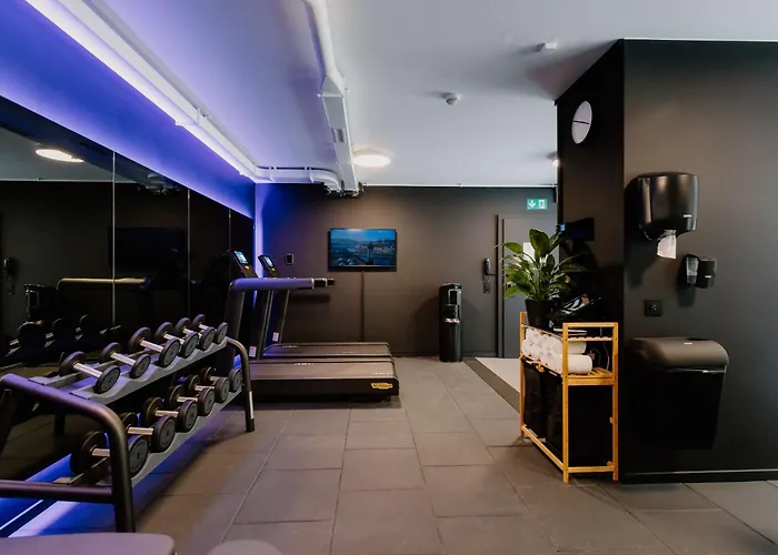 Yotel Geneva Lake, Select By Hilton