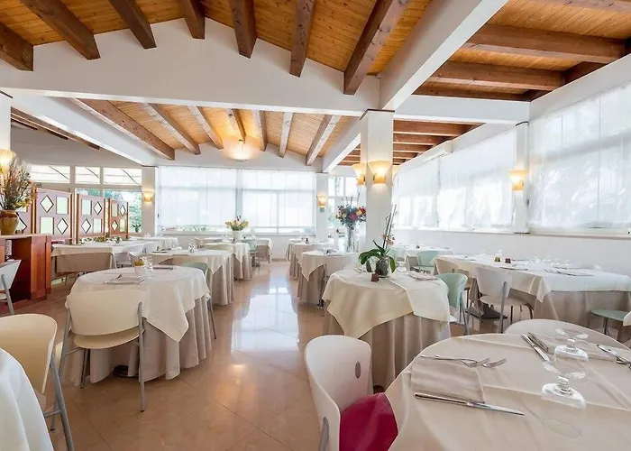 Albergo Villa A Mare