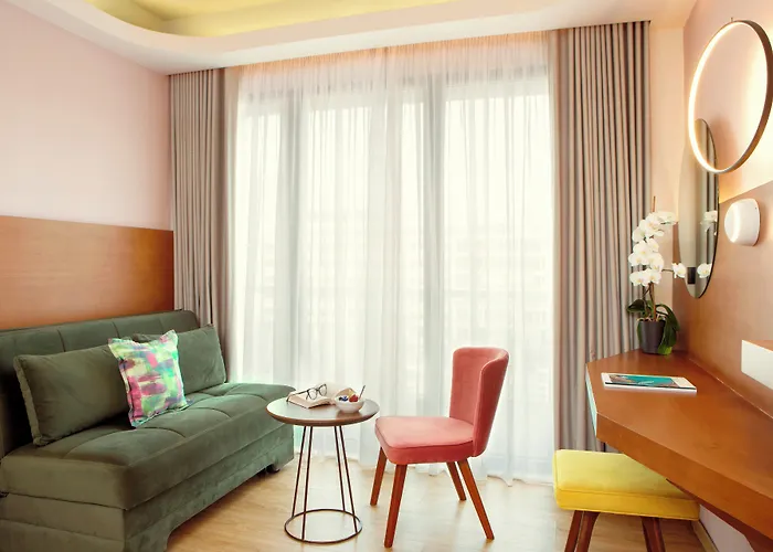 Zeus Essence Wyndham Athens Residence