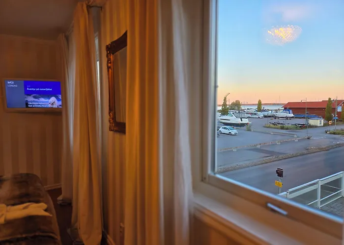 Vänerport Lakefront Hotell