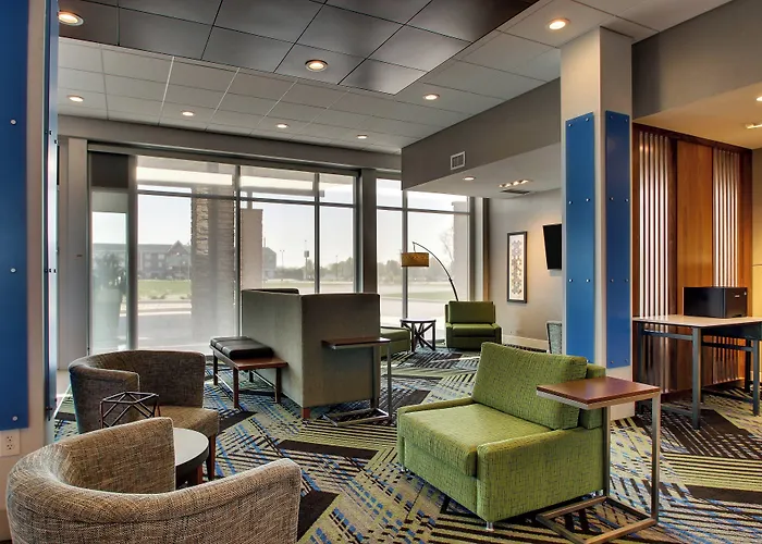 Holiday Inn Express & Suites Findlay North By Ihg