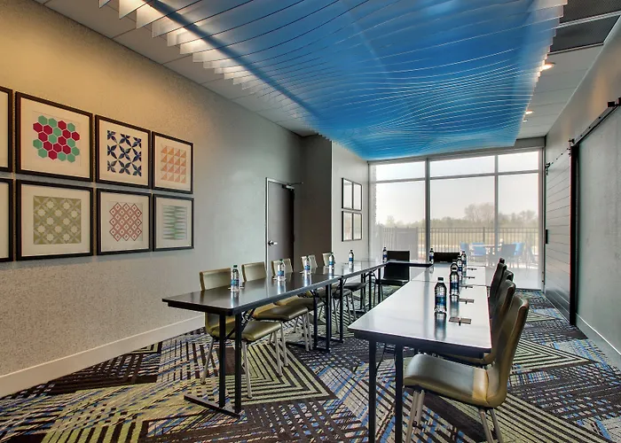Holiday Inn Express & Suites Findlay North By Ihg