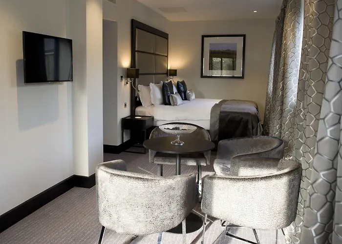 The Lodge At Kingswood