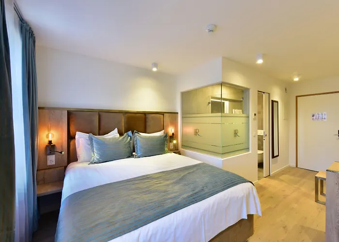 Hotel Rousseau