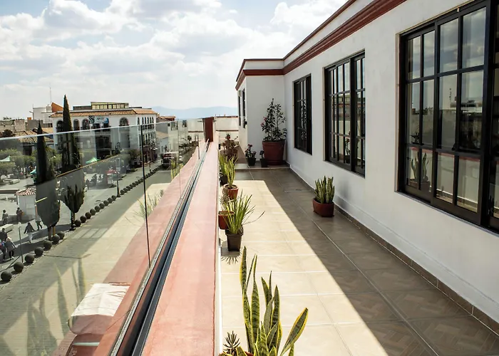 Mansion De Los Abuelos